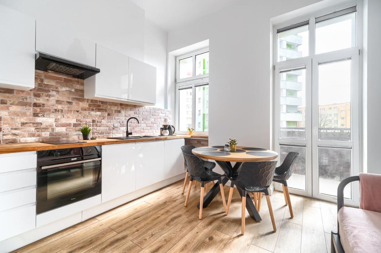 Margi Eos Apartament Large & Balcony Leilighet Szczecin Eksteriør bilde